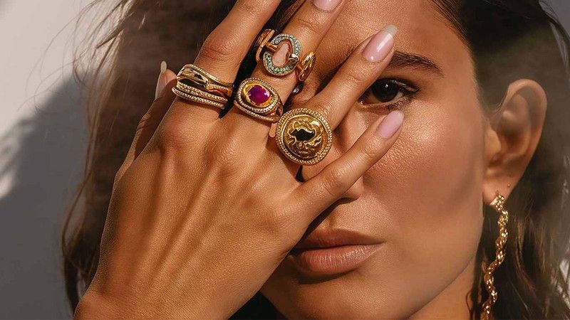 7. Los accesorios statement: el toque final de estilo