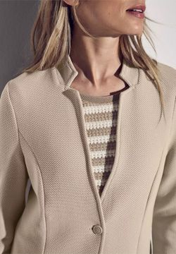 Americana de punto granulado de cuello redondo Street One Beige