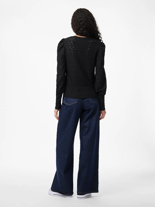 Blusón m/l de cuello pico con calados Pieces Black