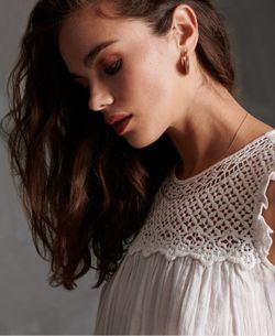 Blusón s/m con calados Superdry Oyster Mushroom