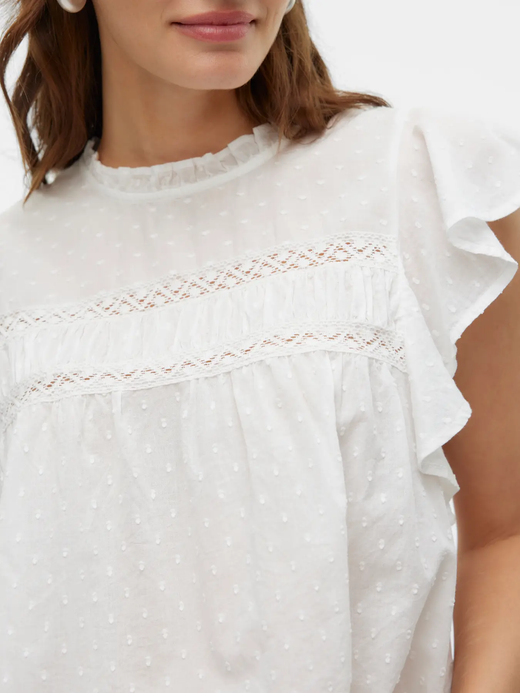 Blusón s/m con volantes Vero Moda Snow White