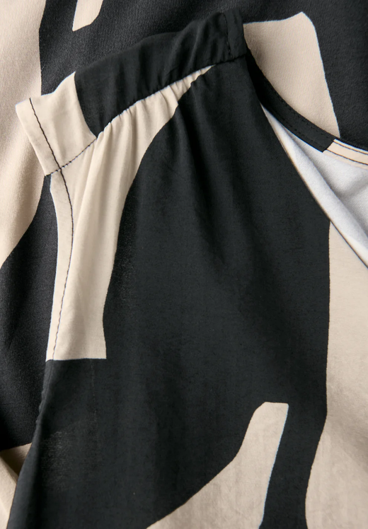 Blusón s/m estampado abstracto Street One Black