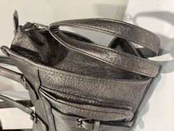 Bolso cruzado metalizado Varis Grey