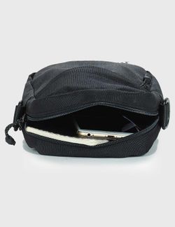 Bolso cruzado pequeño Superdry Black