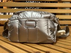 Bolso pequeño alcochado cruzado Varis Sand