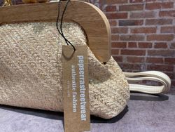 Bolso pequeño cruzado con detalle madera Varis Beige