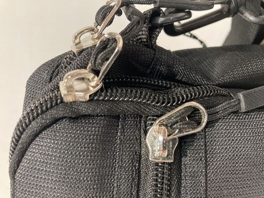 Bolso pequeño cruzado Varis Black