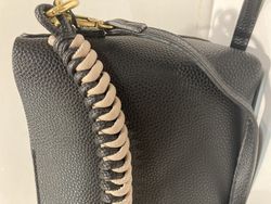 Bolso pequeño cruzado Varis Black