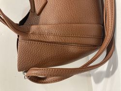Bolso pequeño cruzado Varis Cognac