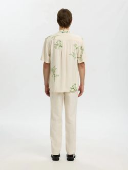 Camisa m/c con detalle hojas monocolor Selected Egret