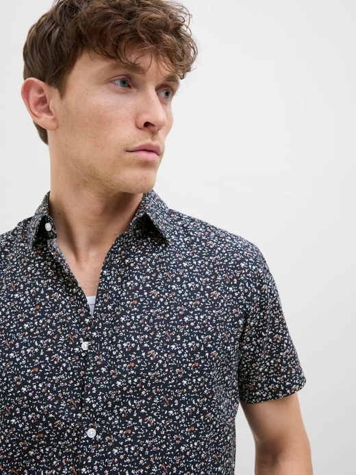 Camisa m/c con estampado floral pequeño Jack & Jones Night Sky