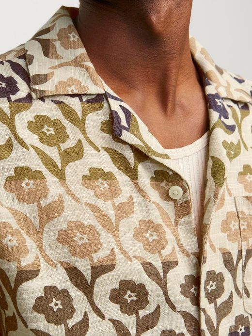 Camisa m/c con estampado floral tricolor Jack & Jones Crockery