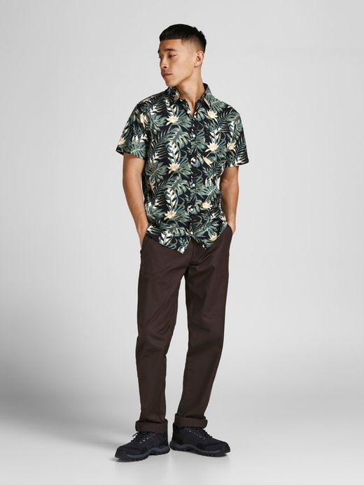 Camisa m/c con estampado hojas tropicales Jack & Jones Black