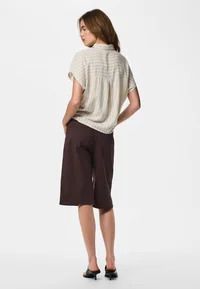 Camisa m/c con rayas y anunada Pieces Birch