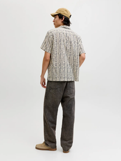 Camisa m/c resort con estampado floral monocolor Jack & Jones Moonstruck