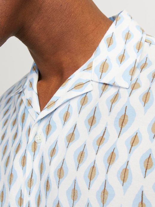 Camisa m/c resort con estampado geométrico Jack & Jones Cerulean