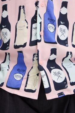 Camisa m/c viscosa con estampado botellas Blend Of America Rose