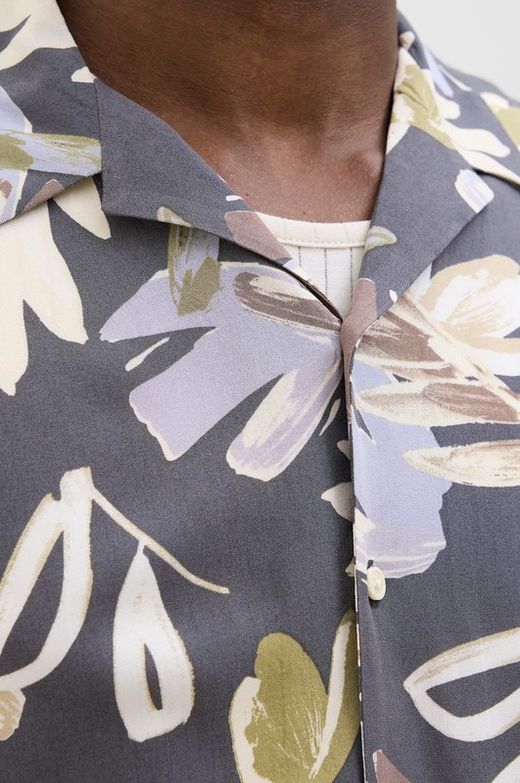 Camisa m/c viscosa con estampado floral Jack & Jones Iron Gate