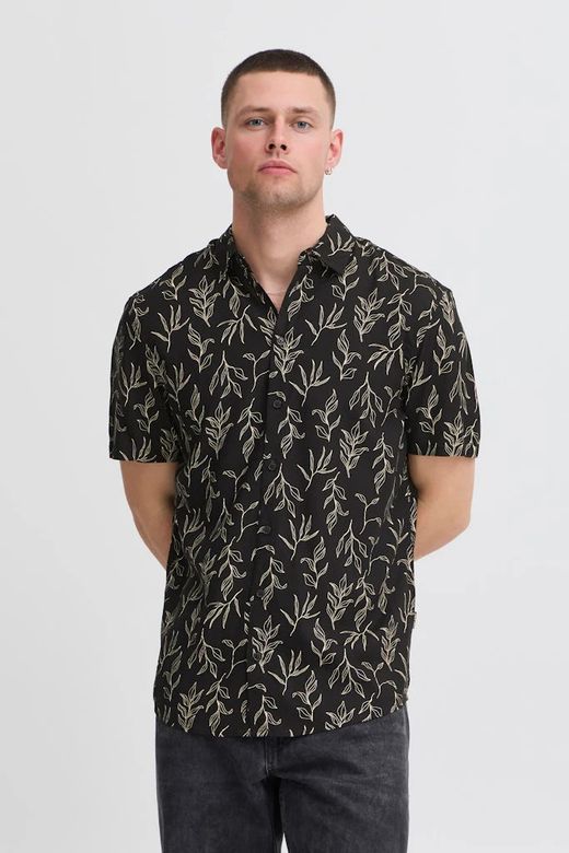 Camisa m/c viscosa con estampado hojas monocolor Blend Of America Black