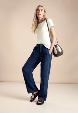 Camiseta m/c con detalle engomado "garden of blossom" Street One Off White