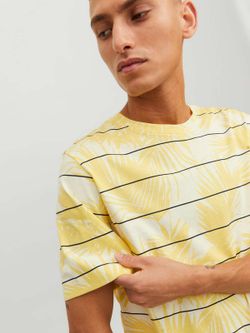 Camiseta m/c con estampado hojas palmera Jack & Jones Yellow