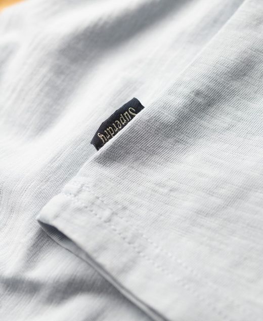 Camiseta m/c con letras branding y efecto delavado Superdry Sea Spray