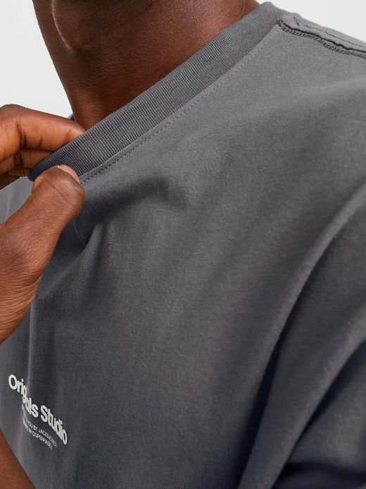 Camiseta m/c con pequeñas letras branding engomadas Jack & Jones Iron Gate