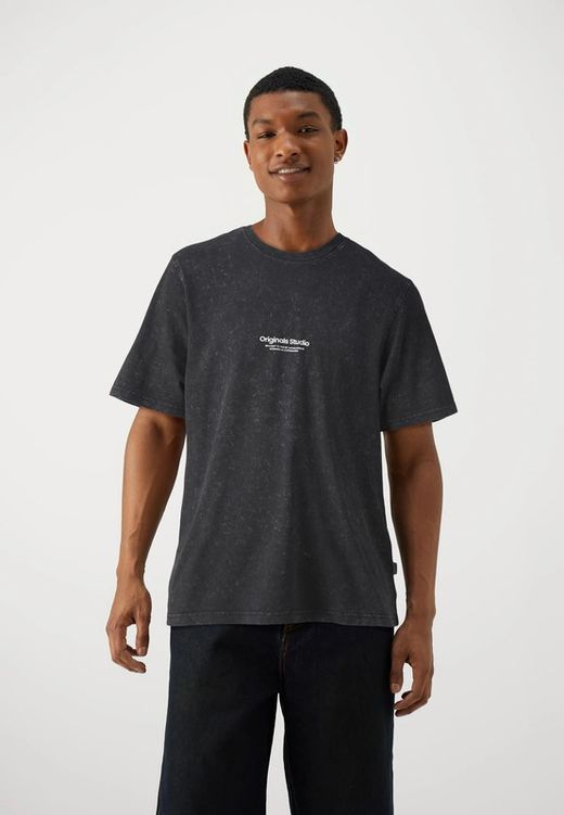 Camiseta m/c delavada con letras Originals Studio Jack & Jones Black