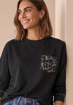 Camiseta m/l con bolsillo animal print Street One Black Coffee