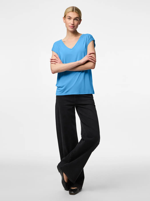 Camiseta s/m básica con cuello pico Pieces Azure Blue