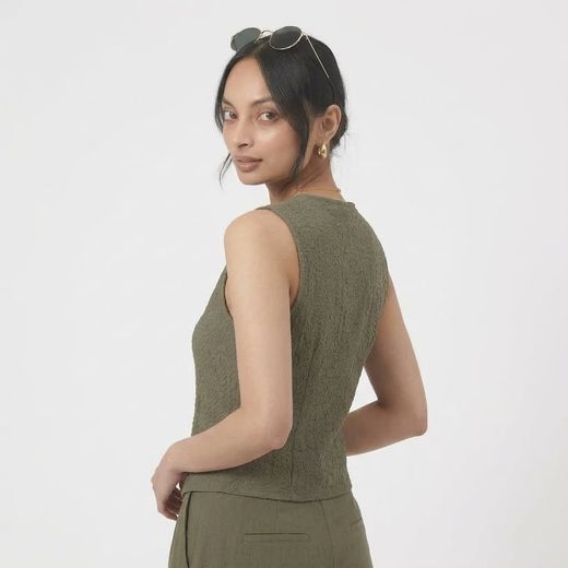 Chaleco con botones de cuello V Only Olive Night