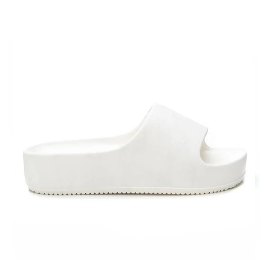 Chancla de pala con mini plataforma Xti Beige