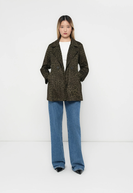Chaqueta 3/4 con cinturón estampado animal print Only Kalamata