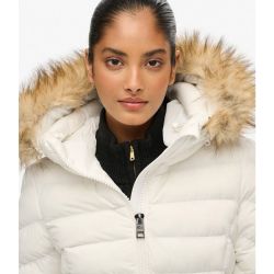 Chaqueta alcochada con capucha con pelo Superdry Bright White