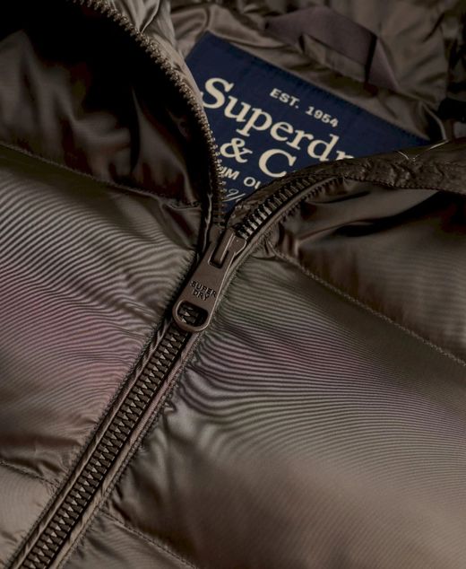 Chaqueta alcochada con capucha de efecto metalizado Superdry Deep Lichen