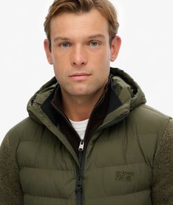 Chaqueta alcochada híbrida con capucha Superdry Kakhi