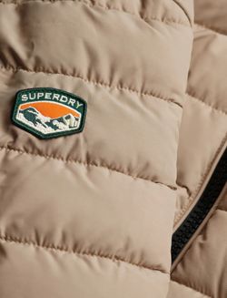 Chaqueta alcochada Superdry Beige