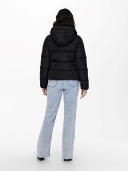 Chaqueta con capucha alcochada Only Black