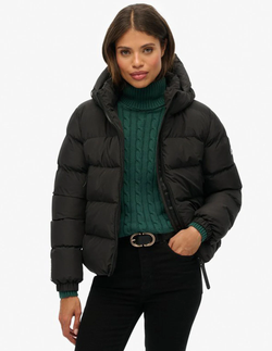 Chaqueta corta con capucha alcochada Superdry Black