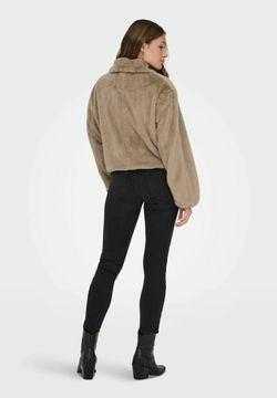 Chaqueta corta con cremallera de pelo Only Silver Mink