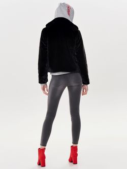 Chaqueta corta pelo Only Black