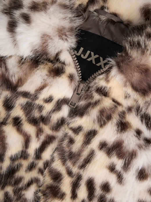 Chaqueta corta de pelo con estampado animal Jjxx Bone White