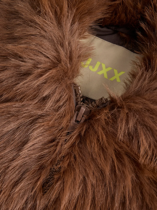 Chaqueta corta de pelo Jjxx Tiramisu