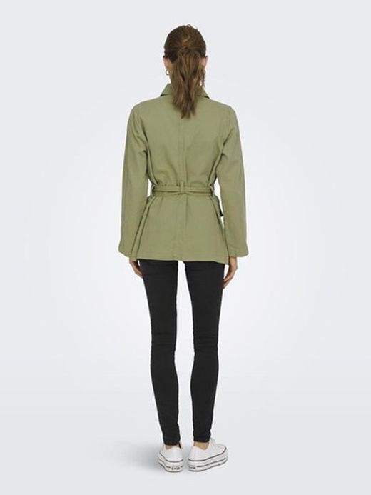 Chaqueta entretiempo con cinturón Only Aloe