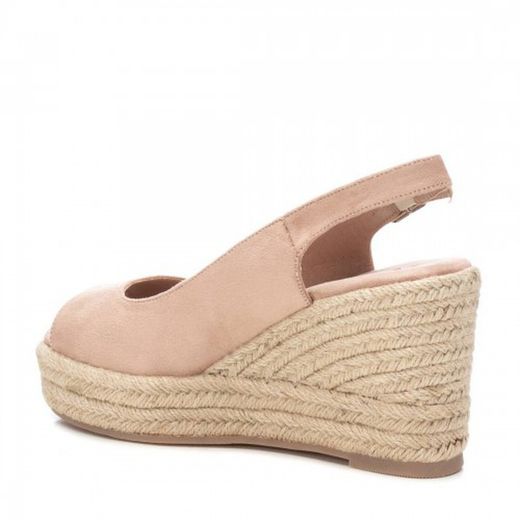 Cuña antelina lisa Xti Beige