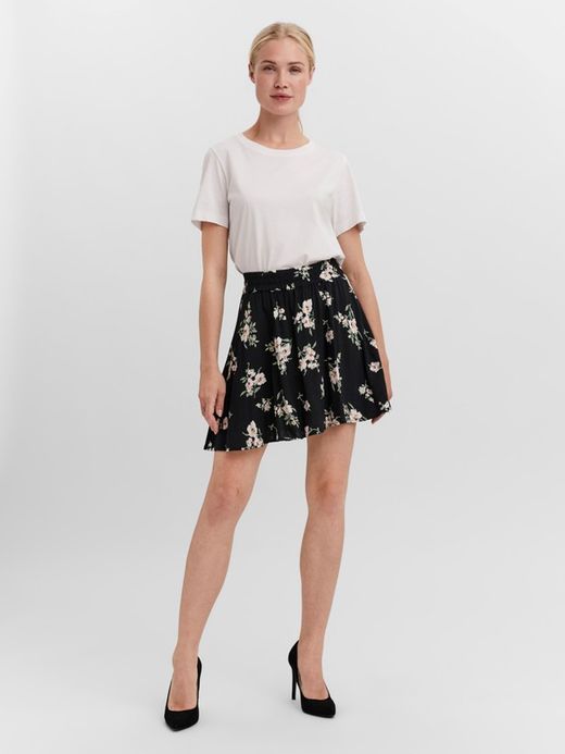 Falda corta con estampado floral Vero Moda Black