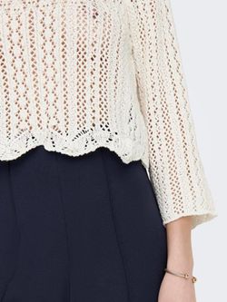 Jersey corto calados con manga 3/4 Only Cloud Dancer