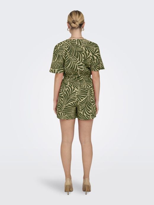 Mono corto con estampado hojas tropicales Only Kalamata