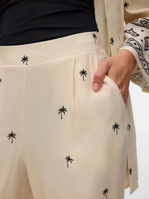 Pantalón 7/8 con dibujo palmeras Vero Moda Birch