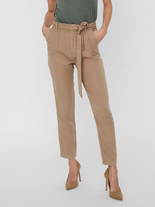 Pantalón ancho con cinturón Vero Moda Silver Mink